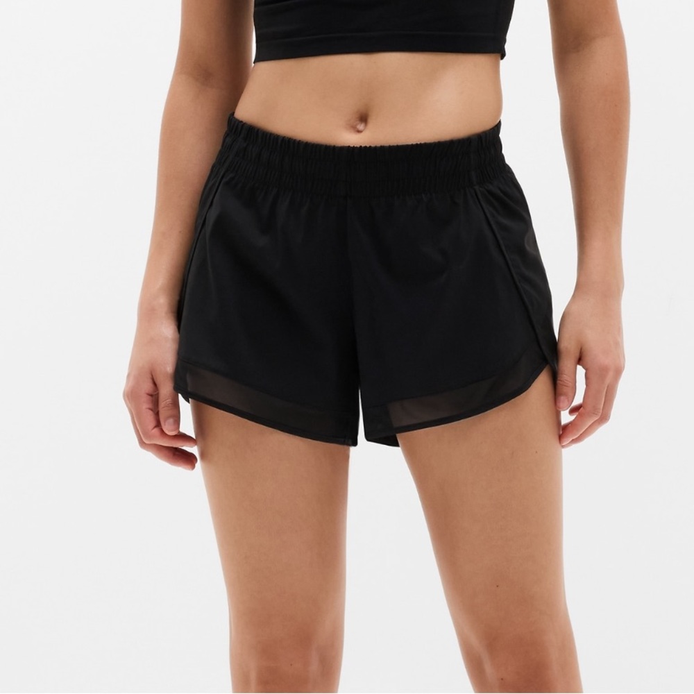 Athleta Mesh Racer 4”Women's Shorts - Black